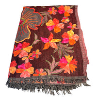 Wool scarf with Threadwork