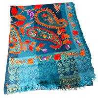 Wool scarf with Threadwork