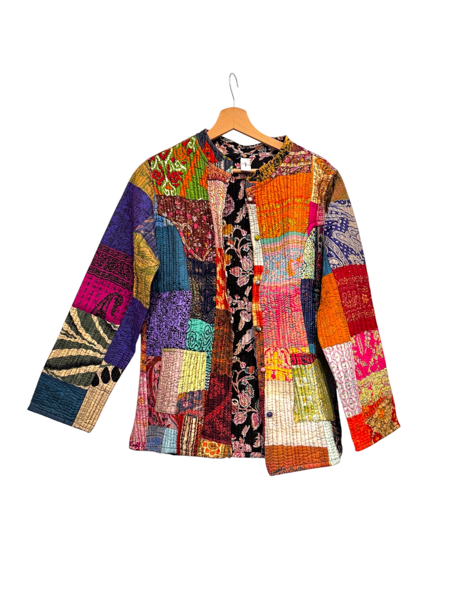 Les Sûtras Cotton - Quilted Jacket Reversible- Black with Pink Flowers - reversed side