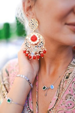 Festive earring in Gold colour