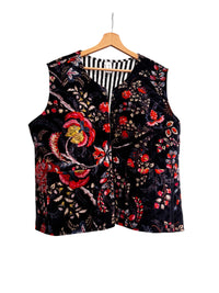 Samtjacke mit Stickerei