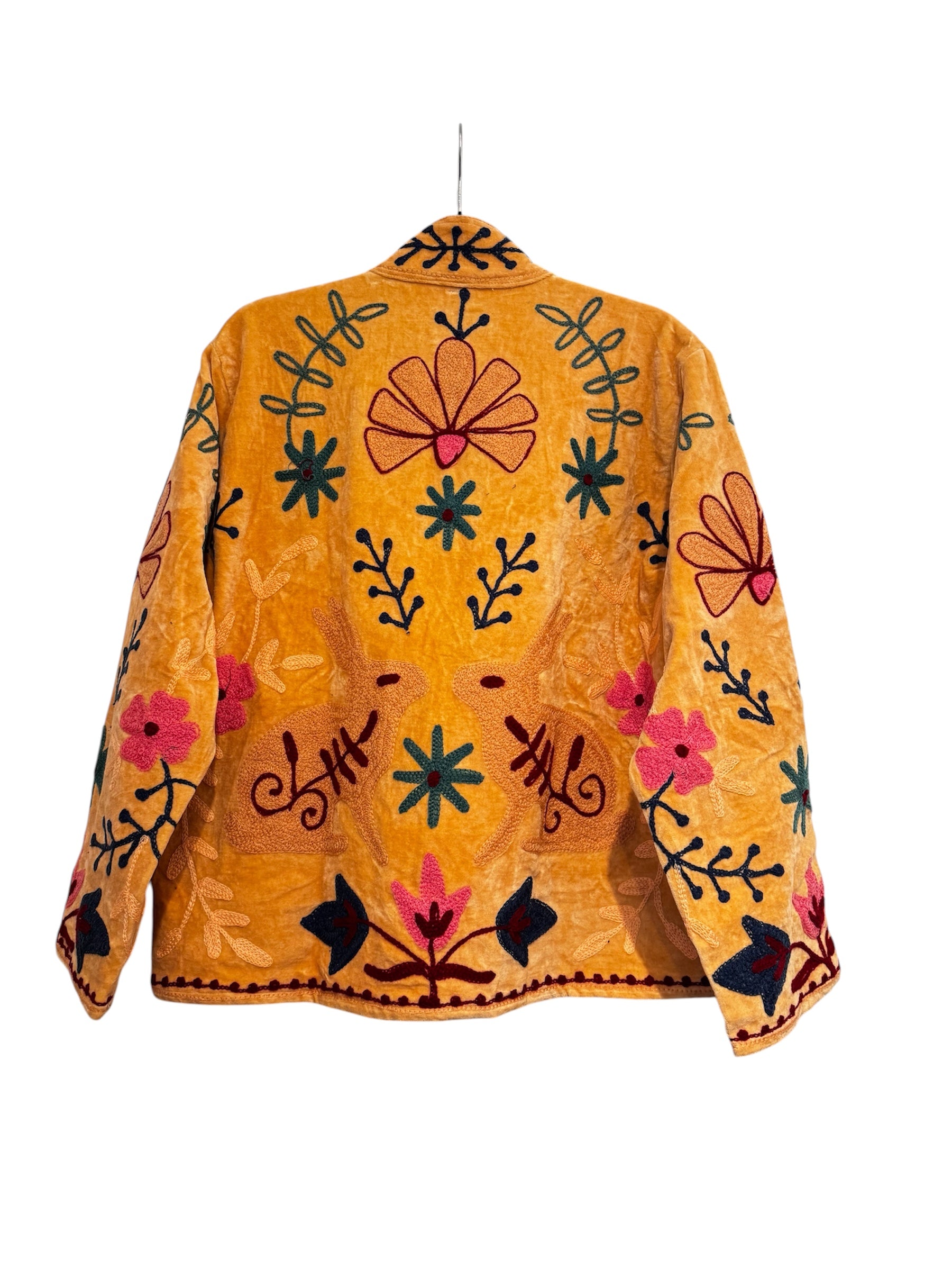Samtjacke mit Stickerei