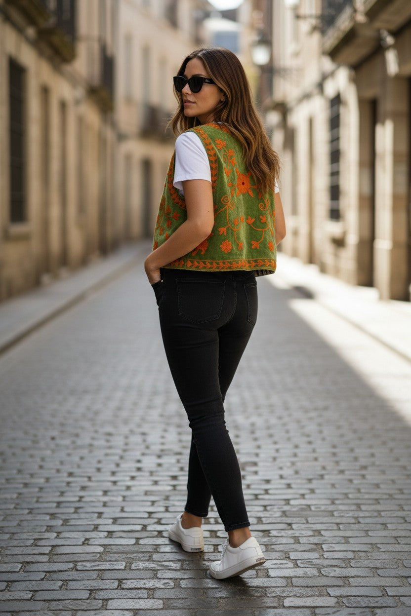 Velvet Suzani Embroidered Gillet - Green