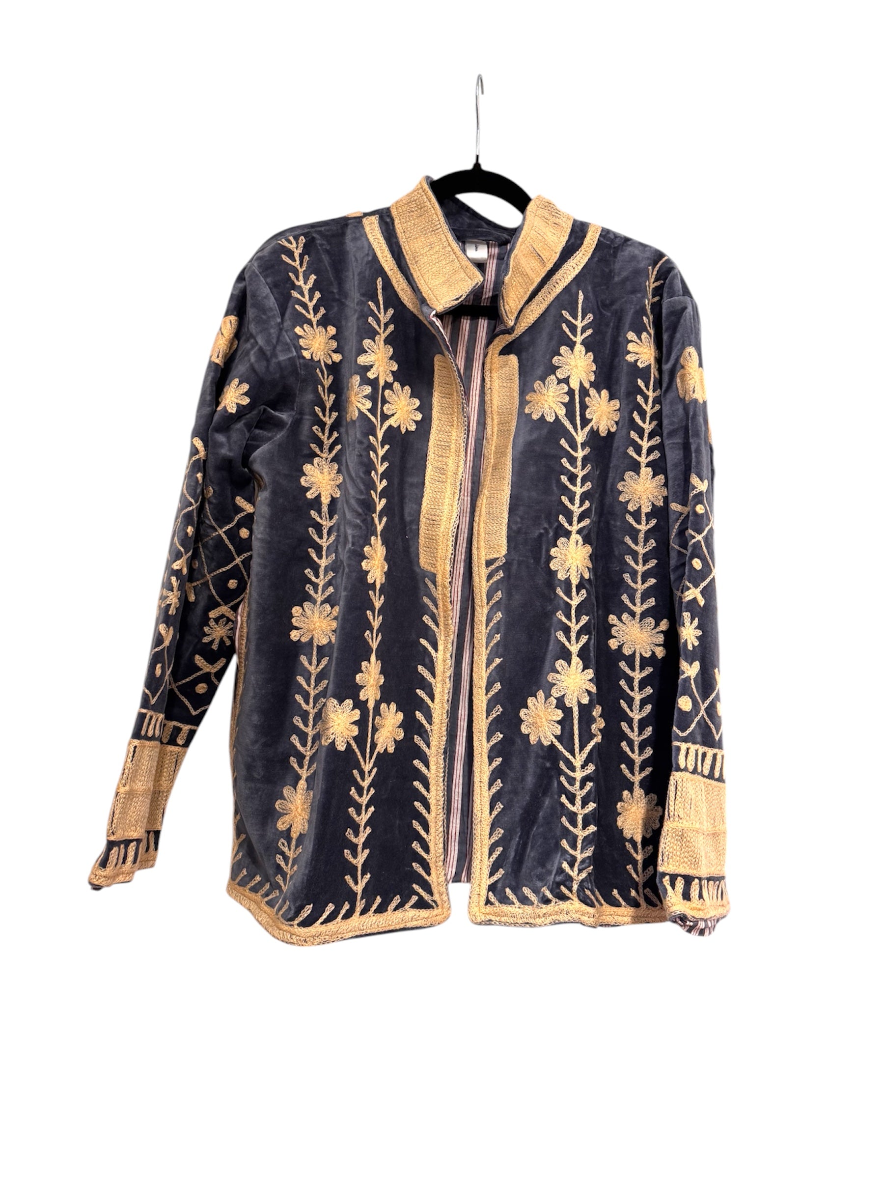 Samtjacke mit Stickerei