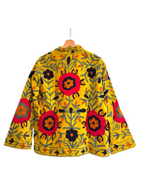 Samtjacke mit Stickerei