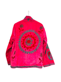 Samtjacke mit Stickerei
