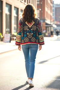 Samtjacke mit Stickerei