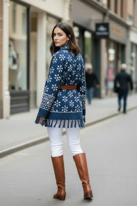 Samtjacke mit Stickerei